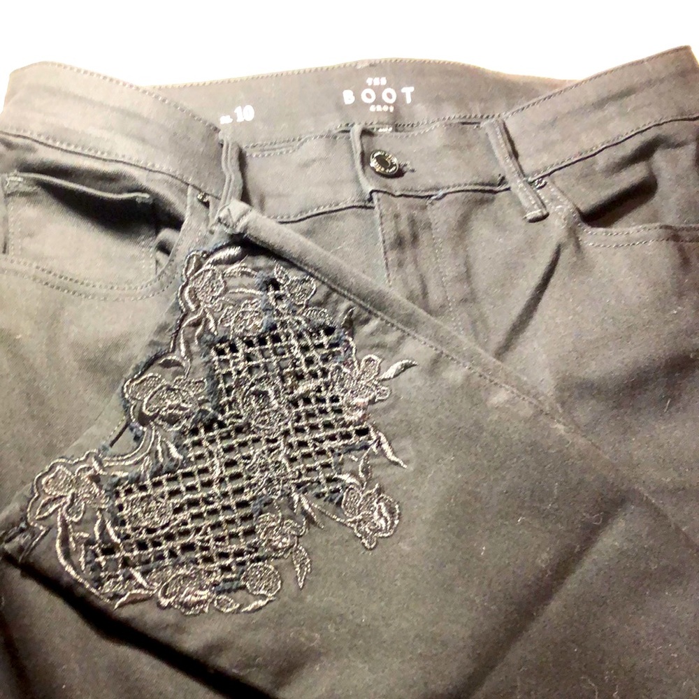 White House Black Market stretching pants (💎)